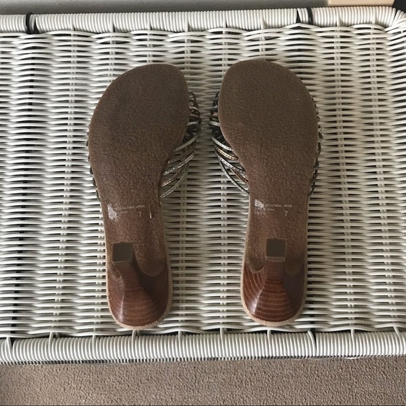 Rule Steve Madden metallic open toed heels Size 7 - Picture 6 of 11